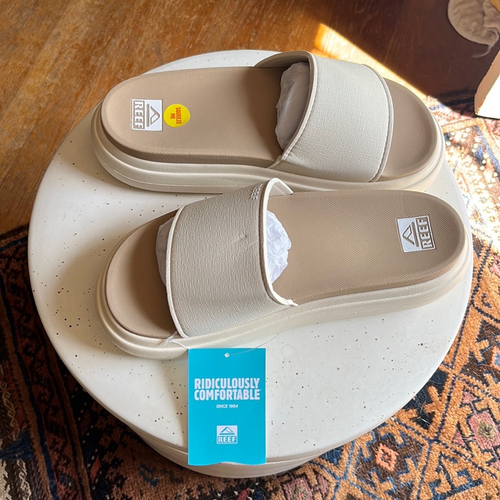 Nwt Reef Cushion Bondi Bay Sandals